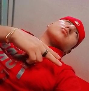 Meet your Posher, Julio